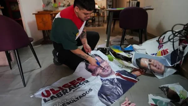 Mexican fashion designer recycles election ads into tote bags