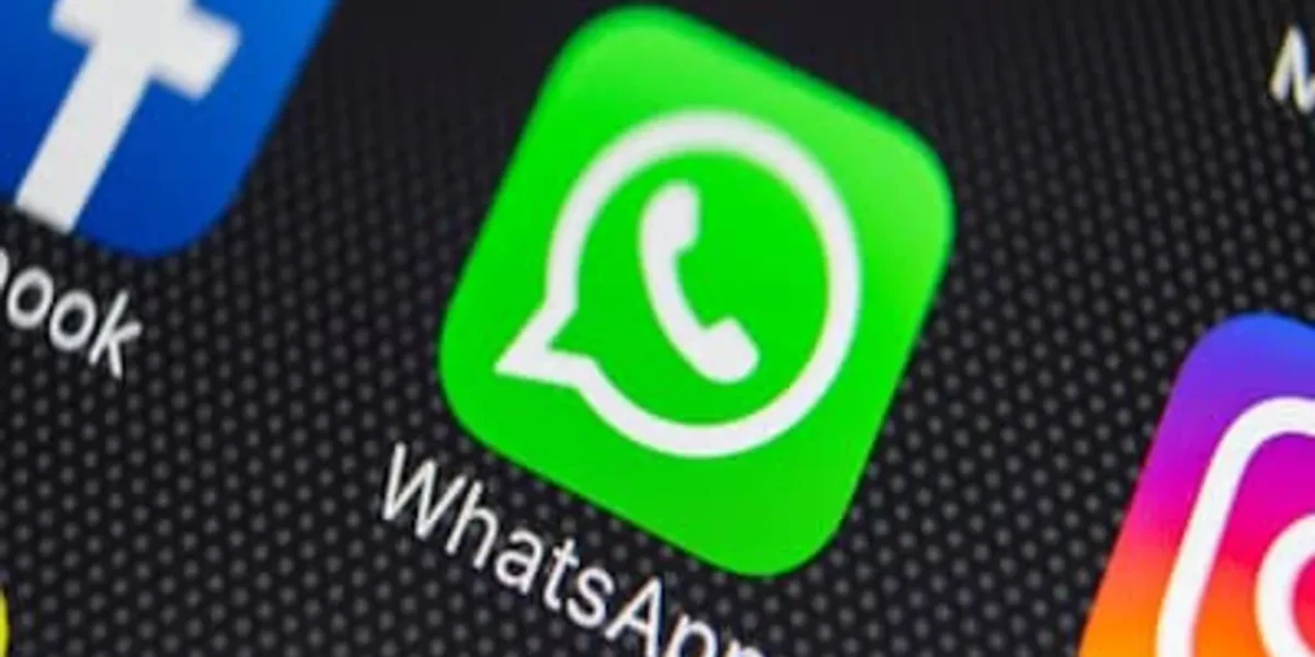 WhatsApp rolls out revamped calling interface for iPhone users