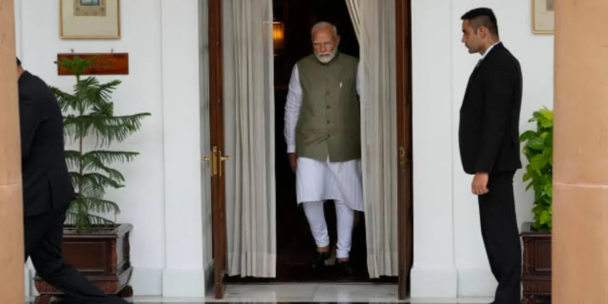 PM Modi to hold delegation level talks with his polish counterpart Donald Tusk