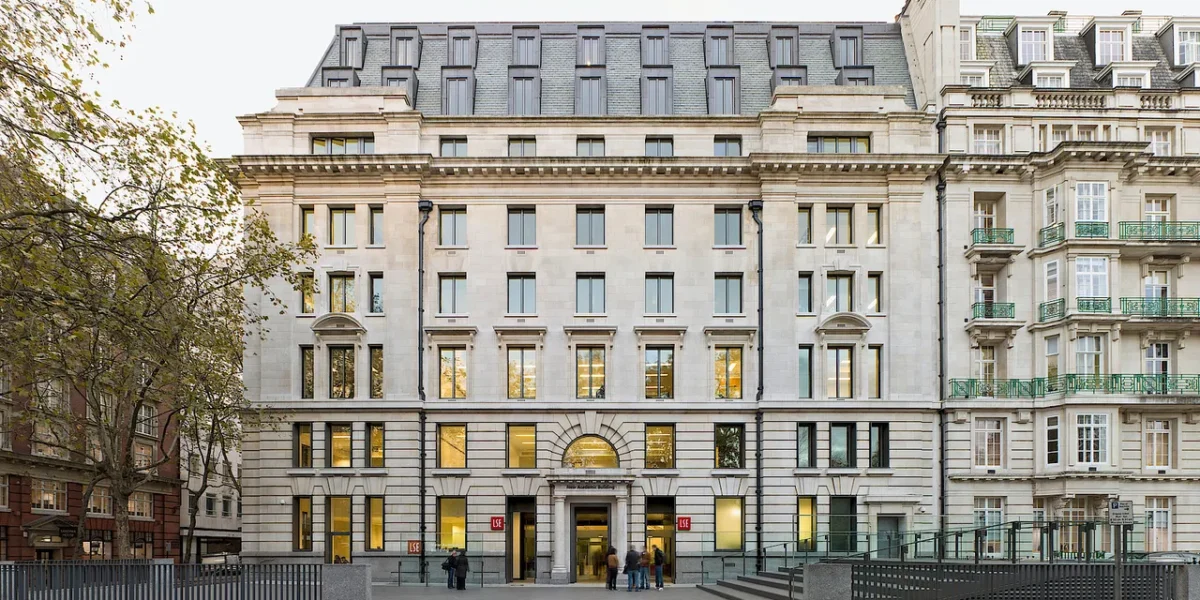 The London School of Economics kicks off first batch of Executive Business Analytics Program