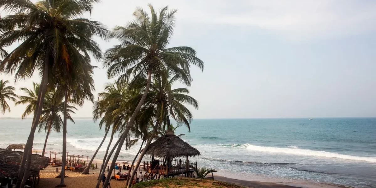 Israel urges citizens to leave tourist destinations in southern Sri Lanka amid terror threats
