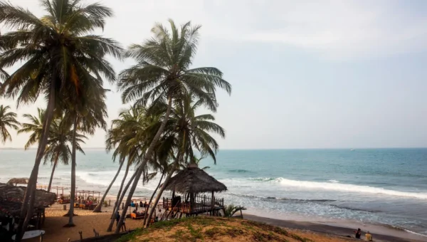 Israel urges citizens to leave tourist destinations in southern Sri Lanka amid terror threats