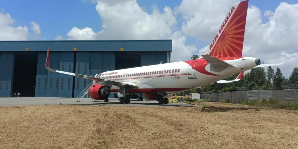 Canadian Air Force aircraft ferries passengers of stranded Air India flight from Iqaluit to Chicago