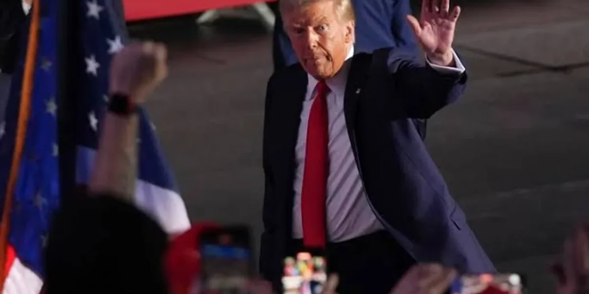 Trump wins Pennsylvania, Georgia and North Carolina as he eyes White House return