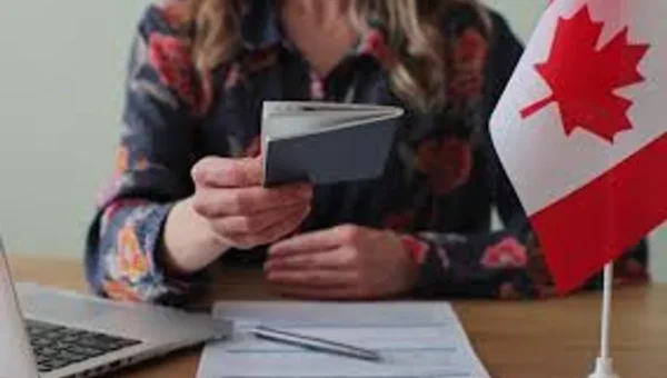 Canada ends popular visa scheme for foreign students