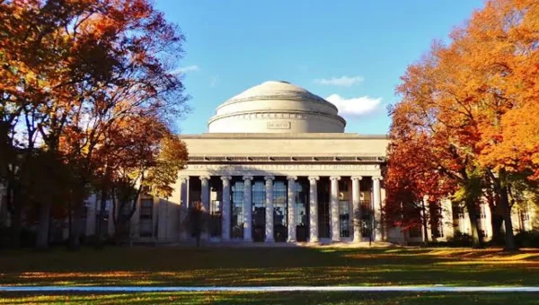 MIT to offer free tuition to American families earning less than $200,000