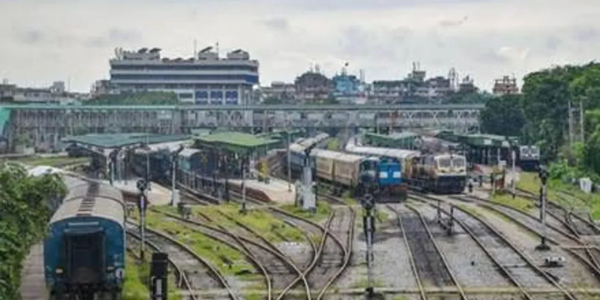 Indian Railways sets new record! 3 crore passenger travel in trains in one day on November and 4