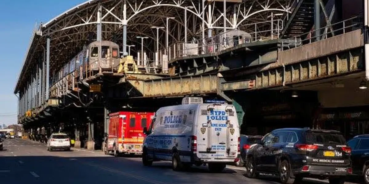 New York: Woman dies after being set on fire on Brooklyn subway