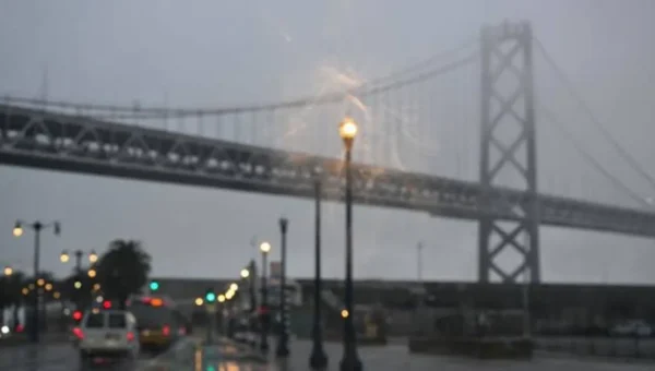 Winter storm furiously results in San Francisco’s 1st tornado warning