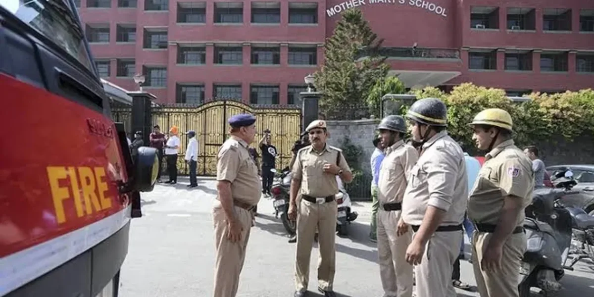 Delhi school teachers to be trained in dealing with bomb threats