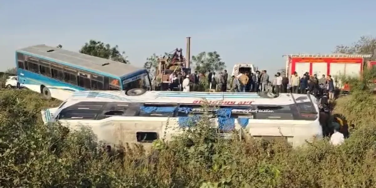 16 Injured in collision between ST Bus and private luxury bus on NH-48