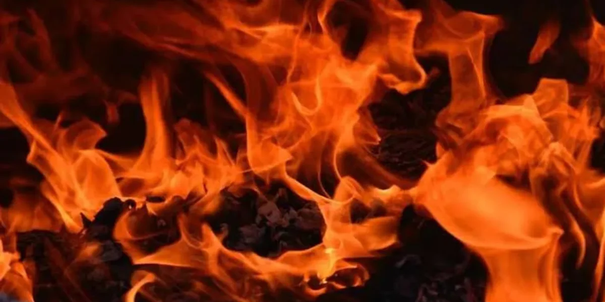 Fire from blast in AC compressor kills two in Kutch’s Mundra