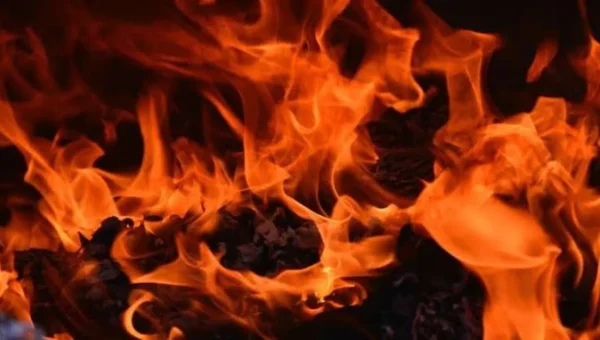 Fire from blast in AC compressor kills two in Kutch’s Mundra
