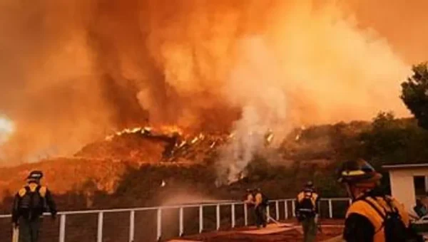 Los Angeles wildfires: 16 dead, Palisades Fire expands as weather change escalates risk