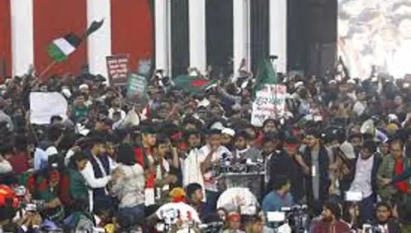 Bangladesh protests continue as activists demand proclamation of July uprising