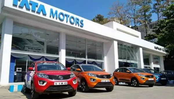 Tata Motors to continue spending Rs 2,000 cr per yr on new CVs, equipments