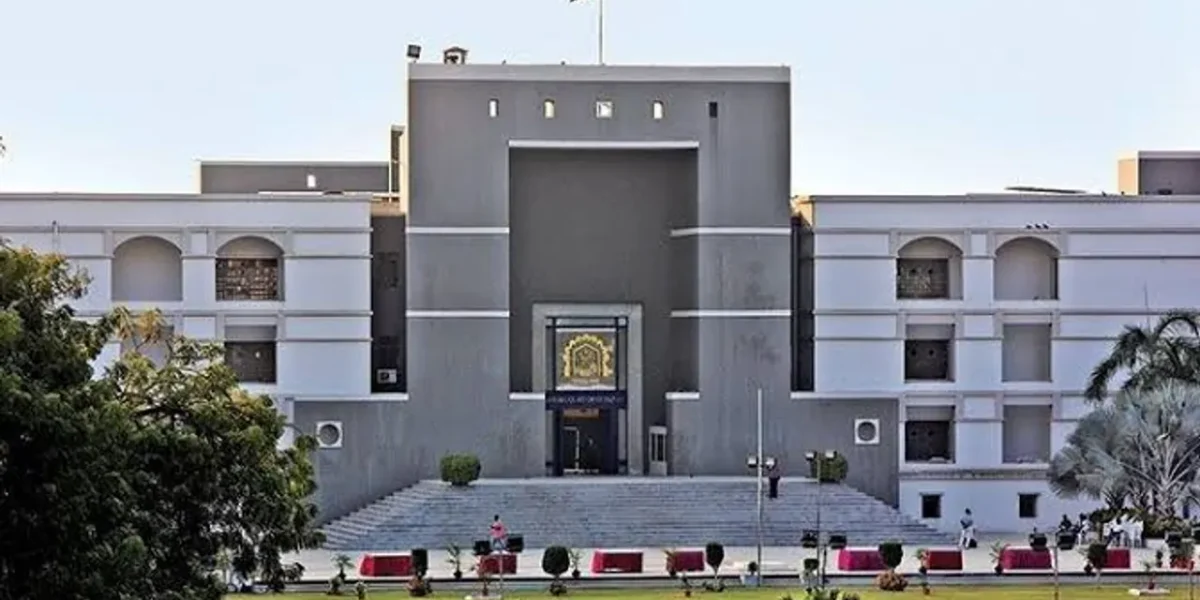 Gujarat HC cristices AMC for the non-maintenance of housing scheme in Behrampura