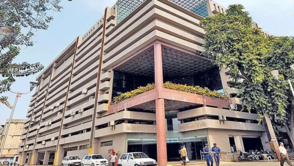 AMC transfers 20 assistant municipal commissioners and 8 deputy health officers