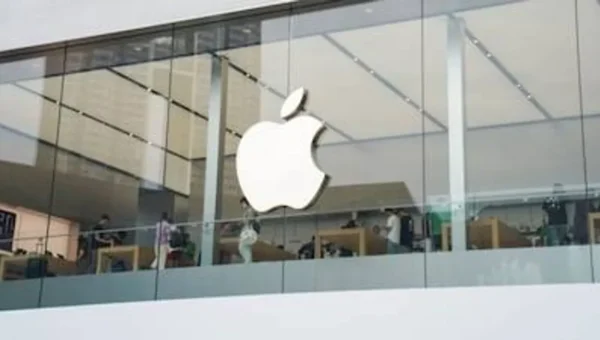 Apple’s plan to avoid Trump tariffs: Invest $500 billion in US, create 20,000 jobs