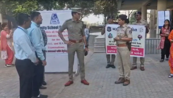 Bharuch Police to assist students stuck in traffic during Board Exams