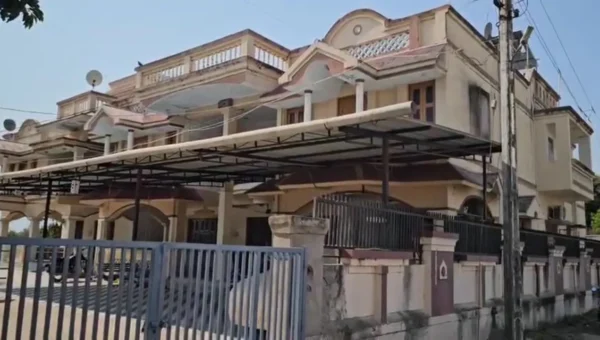 SEBI Raids Gujarat IPS Officer Ravindra Patel’s residence in Sabarkantha