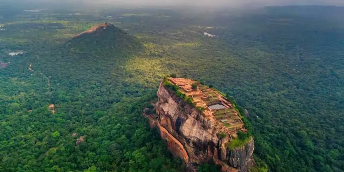 Top 10 Must-Visit Destinations in Sri Lanka