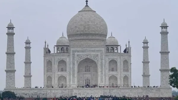 Taj Mahal earned a whopping ₹98 crore through ticket sales in FY24