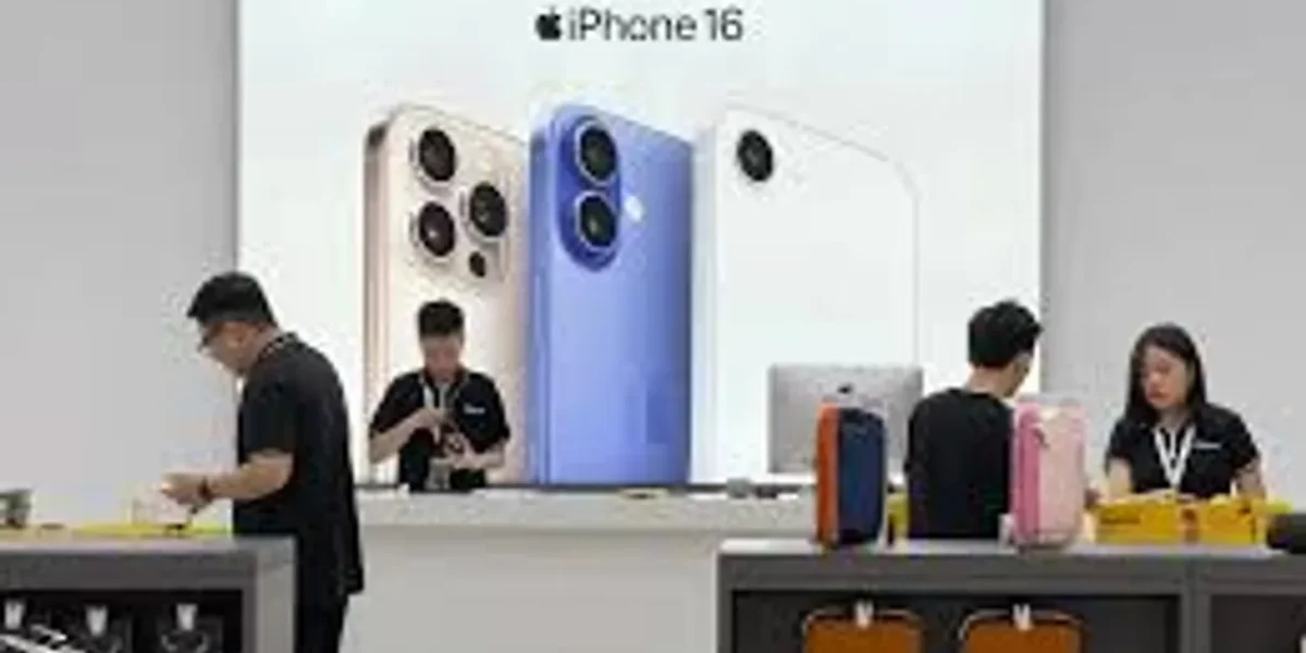 Apple’s China smartphone shipments slide 9% in first quarter
