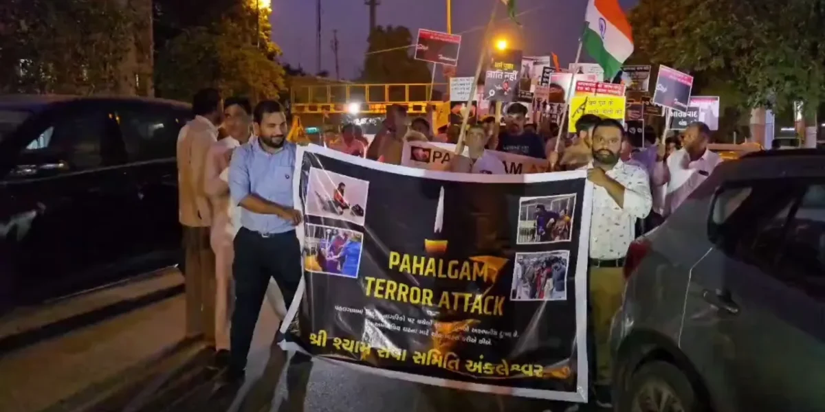 Bharuch-Ankleshwar: Candle marches held to protest Pahalgam terror attack, demands for stern action