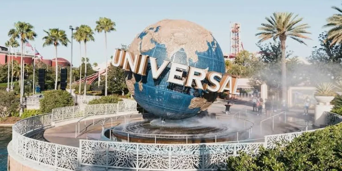 Universal Studios to open its First Indoor theme park in India by 2027