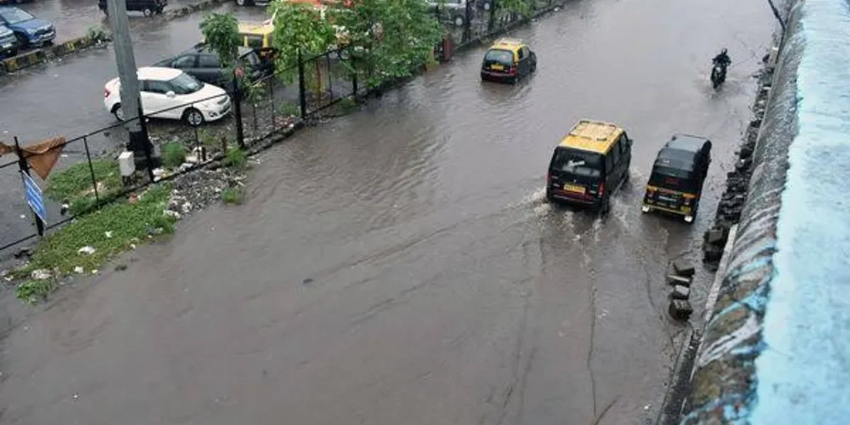 IMD predicts moderate to heavy rainfall in Mumbai