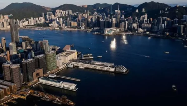 Chinese and Hong Kong stocks gain ahead of Sino-US trade talks