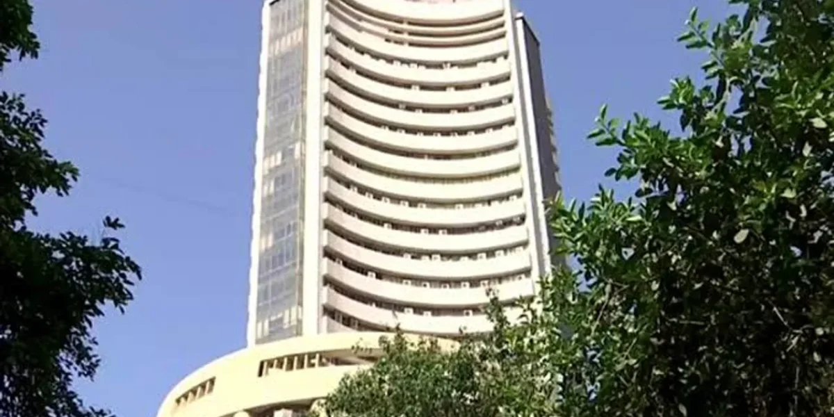 Sensex, Nifty end in positive territory