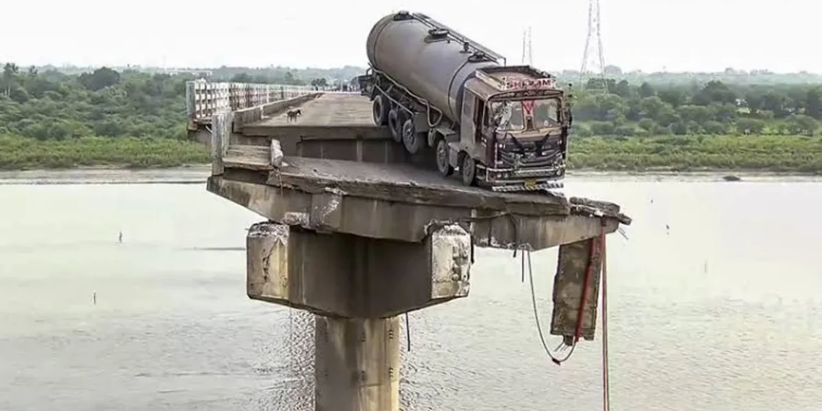 Gambhira bridge collapse: Death toll rises to 18, two missing