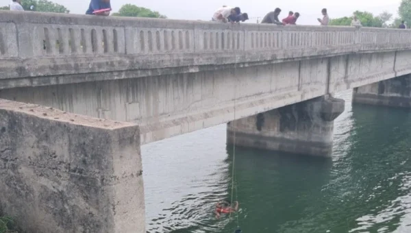 Five bridges on Narmada Canal closed, four restricted for heavy vehicles following Inspection drive