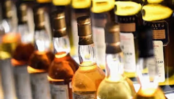 Ahmedabad Police seize ₹54 lakh liquor haul from parked truck