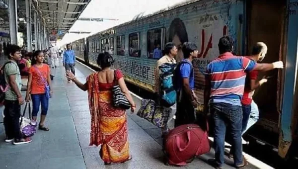 Railways to go the airport way with baggage weight regulations