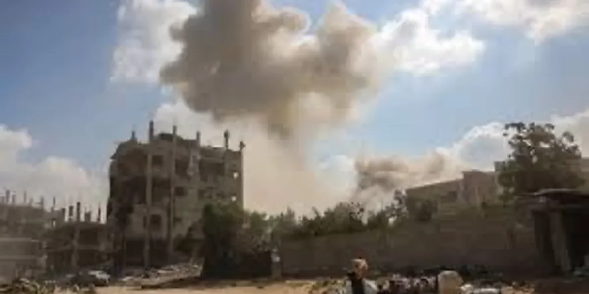 Israeli airstrike on southern Gaza hospital at least 15, including 3 journalists