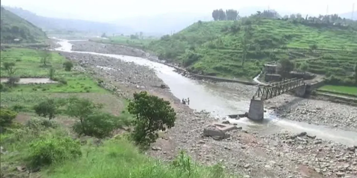 Jammu weather: 4 Dead , another bridge down as rain persists, army steps in