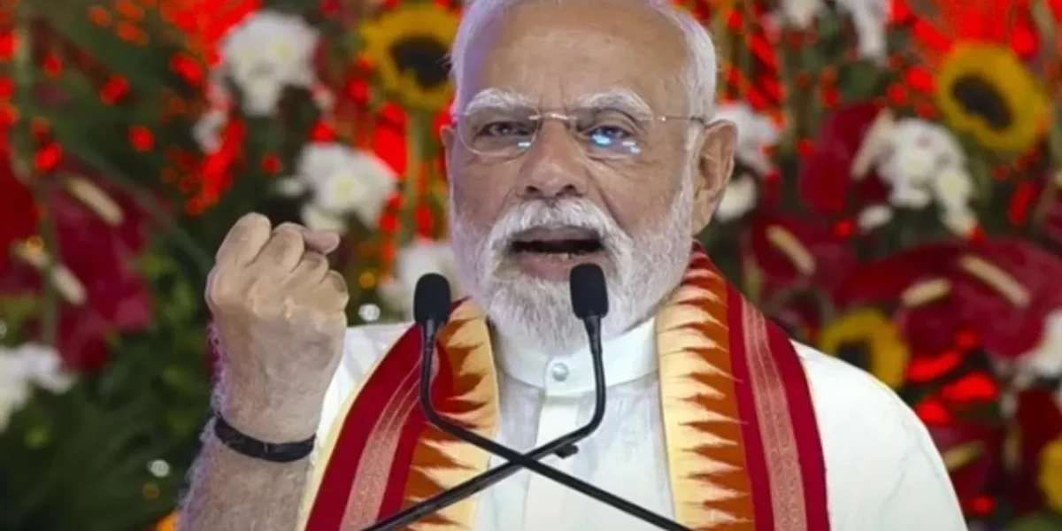 PM Modi Urges Citizens to Buy Only ‘Made in India’ Goods, Launches Projects in Ahmedabad