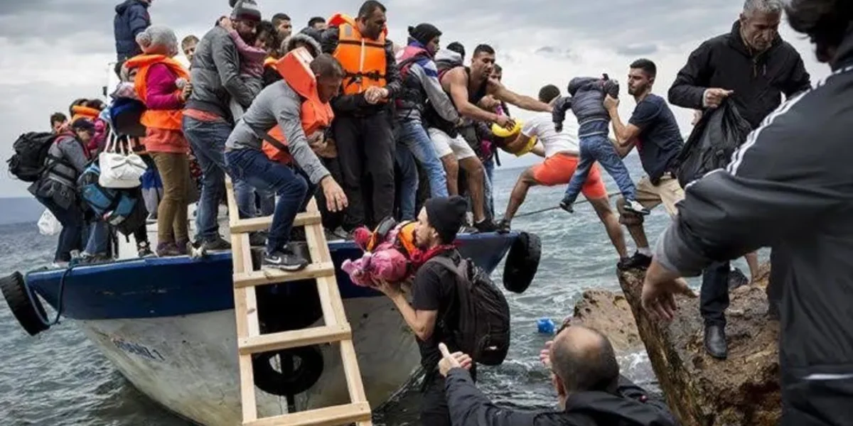 Greece toughens penalties for rejected asylum seekers