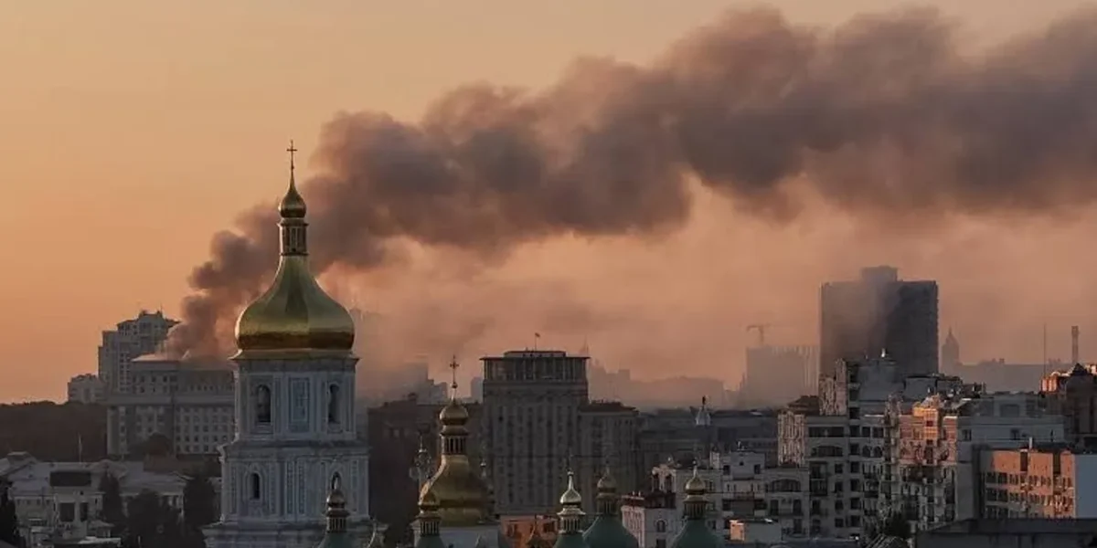 800 drones fired, Ukraine govt building attacked in biggest such Russian attack