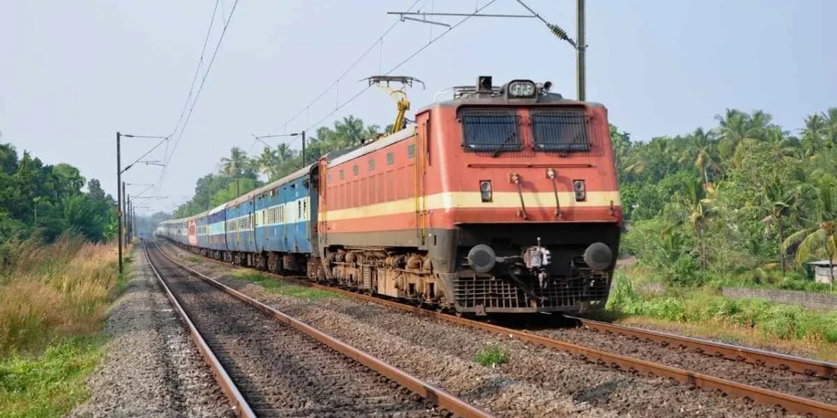 Indian Railways starts train service between Katra and Banihal stations from today
