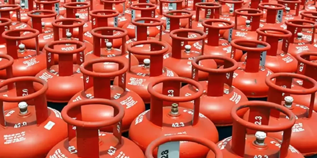 Govt Decides to provide 25 lakh additional LPG connections under Pradhan Mantri Ujjwala Yojana