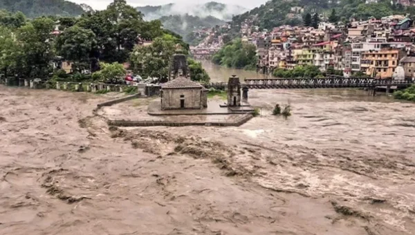 Severe Flood Situation in 12 Districts of Punjab: 300,000 People migrated, 5 Key Reasons Behind the Devastation