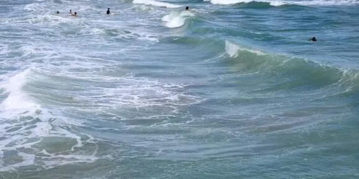 Florida Rip Current Warning: Swimmers Urged to Stay Alert as Several Coasts Remain Under Threat