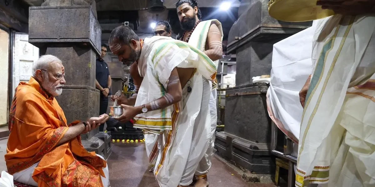 PM Modi in Andhra Pradesh offers prayers, performs pooja at Sri Bhramaramba Mallikarjuna Swamy Temple