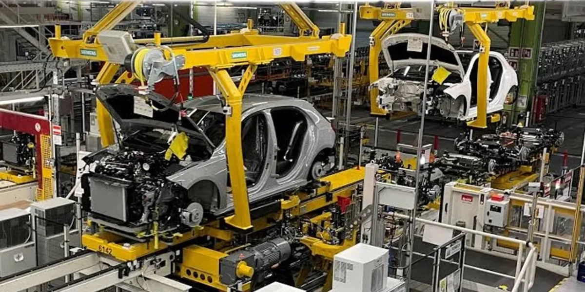 Germany factory output rebounds less than expected