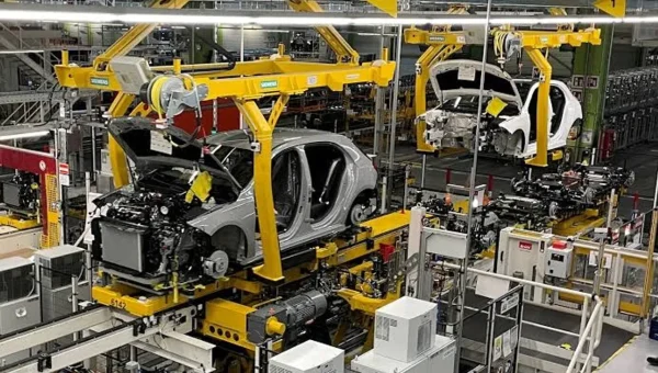 Germany factory output rebounds less than expected