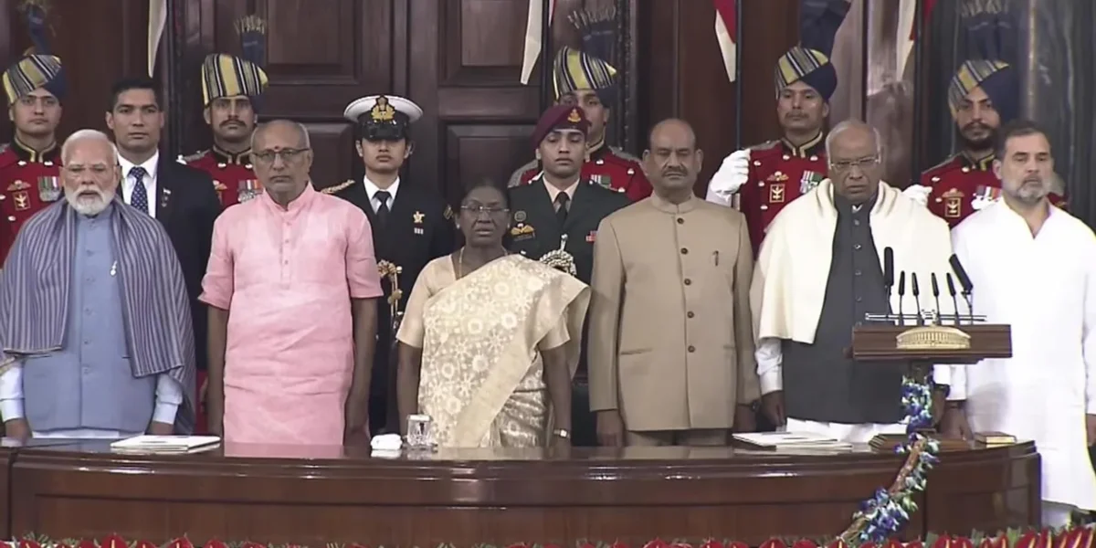 President Murmu Led Reading Preamble Of Constitution At Central Hall Of Samvidhan Sadan In New Delhi